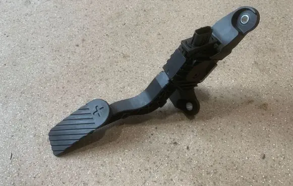 Hyundai Ioniq 5 Accelerator throttle pedal 32700GI100
