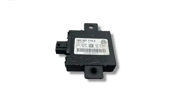 Audi A3 S3 A3 Sportback 8P Alarm control unit/module 1K0907719C 28024256 19800C89CEU