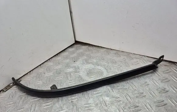 Under headlight/headlamp trim