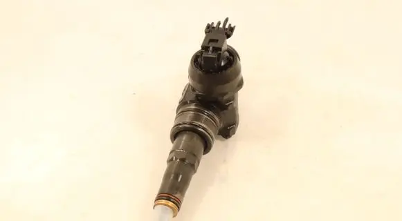Seat Leon (1P) Fuel injector 0414720313