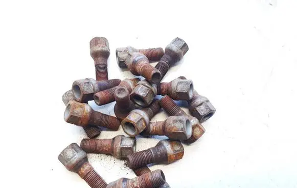 Citroen Jumpy Nuts/bolts 