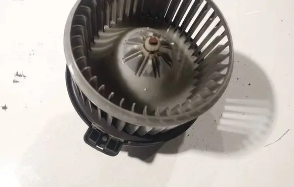 Toyota Corolla E120 E130 Heater fan/blower 0130101601