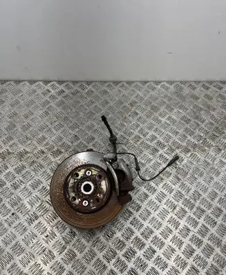 Dacia Spring Front wheel hub