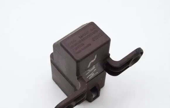 Ford Mondeo MK II Other relay 97BG14A267AA