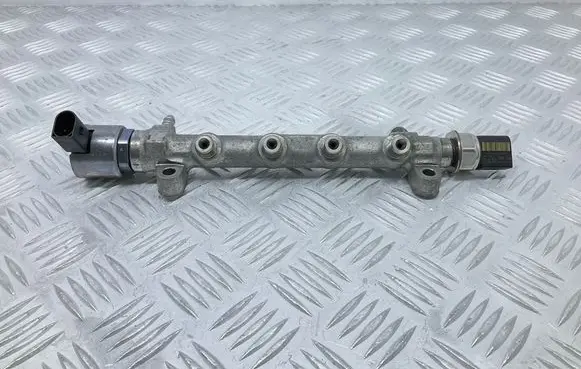 Audi A4 S4 B9 Fuel pressure regulator 04L089G 04L130764C 04L906054