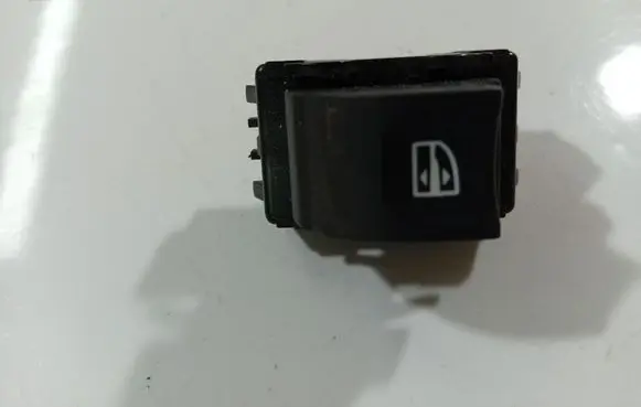 Renault Megane III Electric window control switch 809600018R