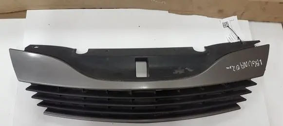 Renault Laguna II Front grill 8200012581
