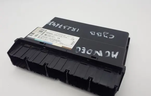 Ford Mondeo Mk III Comfort/convenience module 1S7T15K600GB 5WK48731B T83SA