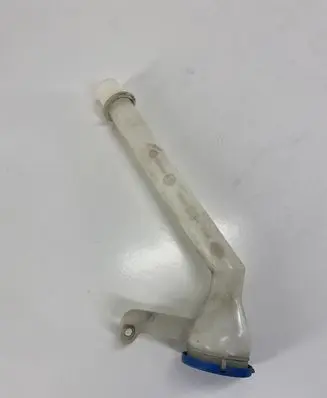 Nissan Qashqai Window washer liquid tank fill tube E9001011