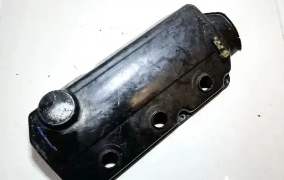 Mitsubishi Galant Rocker cam cover 