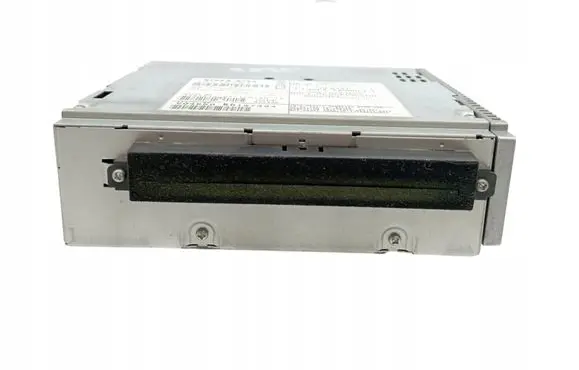 Volvo V50 Radio/CD/DVD/GPS head unit 30775284