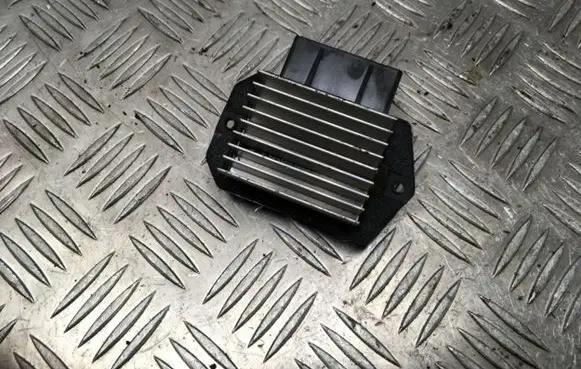 Mercedes-Benz C AMG W203 Heater blower fan relay 4993002110