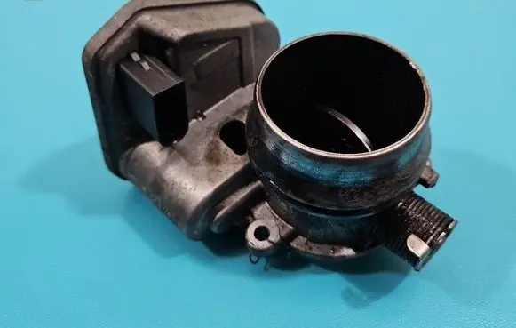 BMW X1 E84 Throttle body valve 7804373 IMPRK1443207
