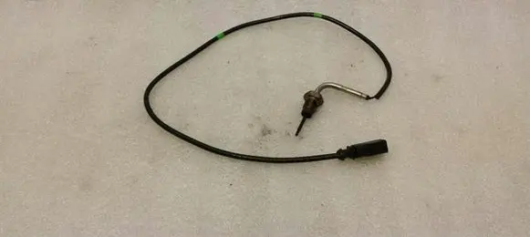 Volkswagen Golf VII Exhaust gas temperature sensor 04L906088AC
