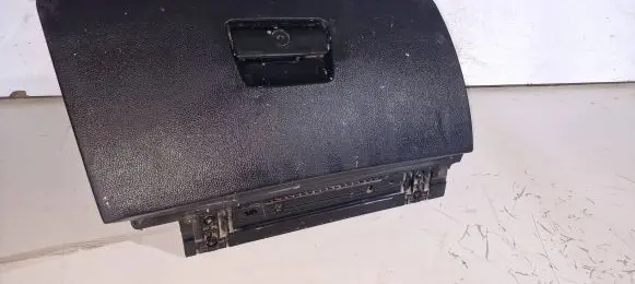 BMW 3 E90 E91 Glove box 7120408