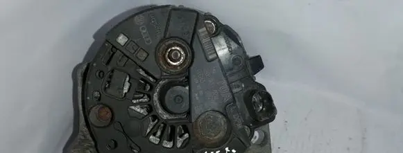 Volkswagen Golf IV Generator/alternator 028903028C