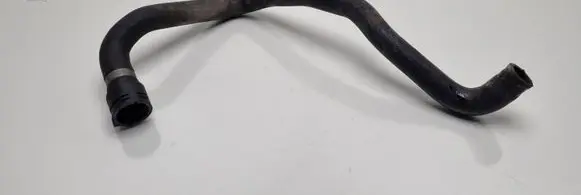 Volkswagen PASSAT B5 Engine coolant pipe/hose 8D0819371AN