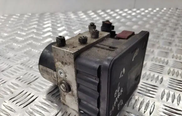 Opel Zafira B ABS Pump 00403654D0 10096005593