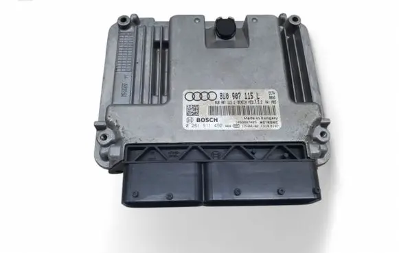 Audi Q3 8U Engine control unit/module 8U0907115L