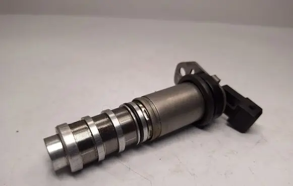 BMW 5 F10 F11 Camshaft vanos timing valve 8605123 11368605123 11367585776