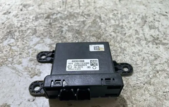 Jeep Cherokee Other control units/modules 068382438AB J1404113190000 F00HJ02073