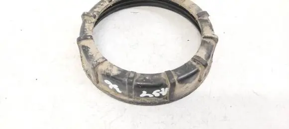 Volkswagen Sharan In tank fuel pump screw locking ring/nut 321201375A