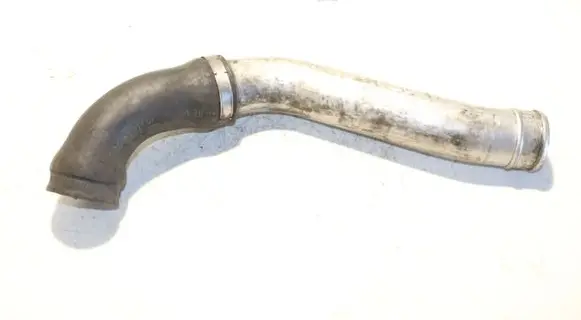 BMW 5 E39 Intercooler hose/pipe 2247903
