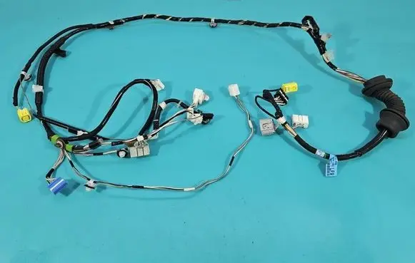 Toyota RAV 4 (XA50) Front door wiring loom 82152-42F90 IMPRK1532578