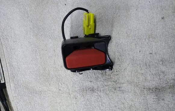Volvo V60 Rear seatbelt buckle 31250659