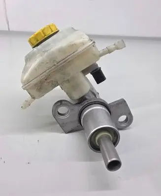 Porsche Panamera (970) Master brake cylinder 97035501300
