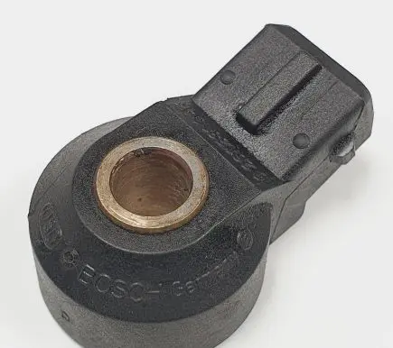 Volvo 960 Detonation knock sensor 0261231046