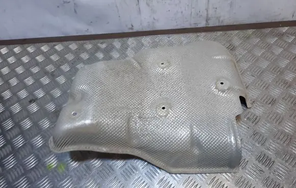 Mercedes-Benz GL X164 Heat shield in engine bay 1646820571