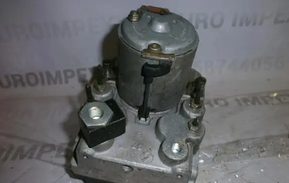 Mercedes-Benz C W202 ABS Pump 0265217007 0024319712