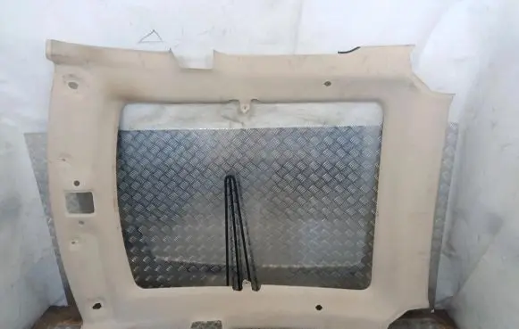 Tesla Model S Headlining 