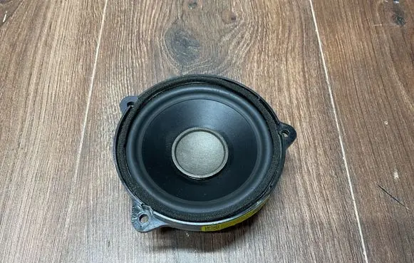 Jaguar F-Type Front door speaker BJ3218808BB