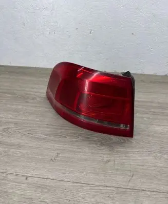 Volkswagen PASSAT B7 Rear/tail lights 3AF945095E