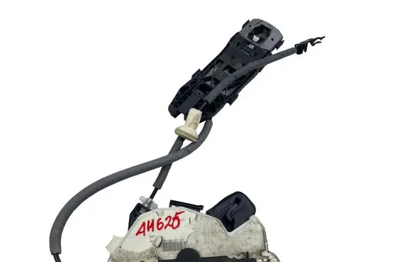 Volkswagen Golf VII Coupe door lock (next to the handle) 5K1837015E