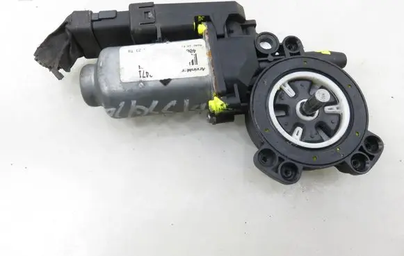 Renault Megane II Front door window regulator motor 
