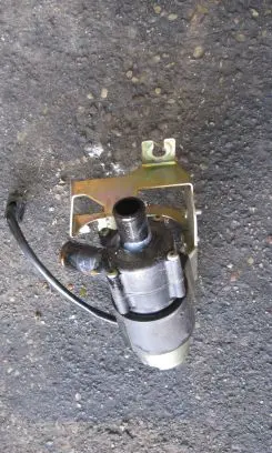 Mercedes-Benz SL R129 Valve A1409870140 1409870140