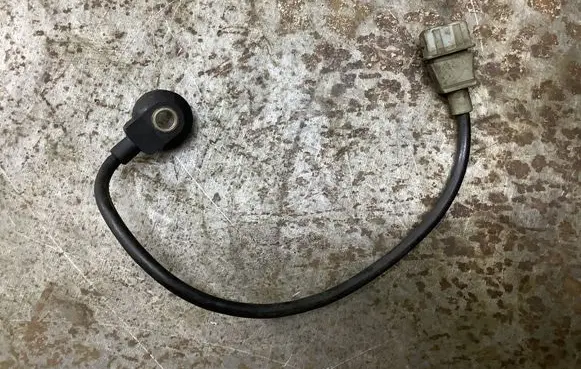 Detonation knock sensor