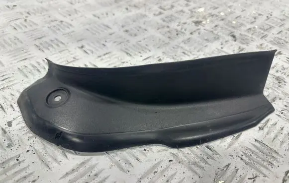 BMW 3 F30 F35 F31 Dashboard lower bottom trim panel 10822910