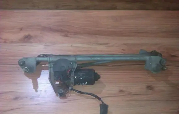 Chrysler Neon I Front wiper linkage and motor