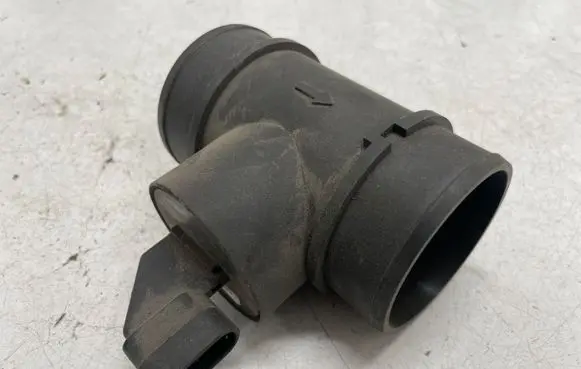 Opel Zafira B Mass air flow meter 25358054