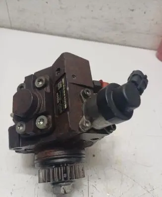 Renault Trafic II (X83) Fuel injection high pressure pump 0445010170