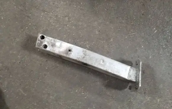 Alfa Romeo Giulietta Front bumper shock/impact absorber 51811234