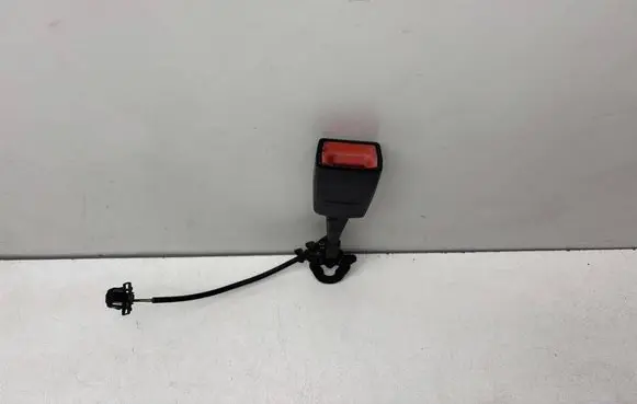 Audi A6 S6 C6 4F Front seatbelt buckle 8E0857755D