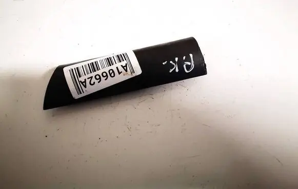 Volvo V50 Other front door trim element 8679427