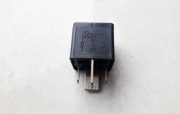 Volvo S60 Other relay 9441158 V23134-J52-X346