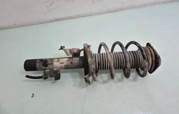 Volvo V50 Front shock absorber with coil spring 