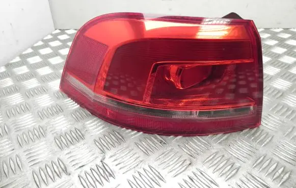 Skoda Superb B6 (3T) Rear/tail lights 3AF945095E A3258UK